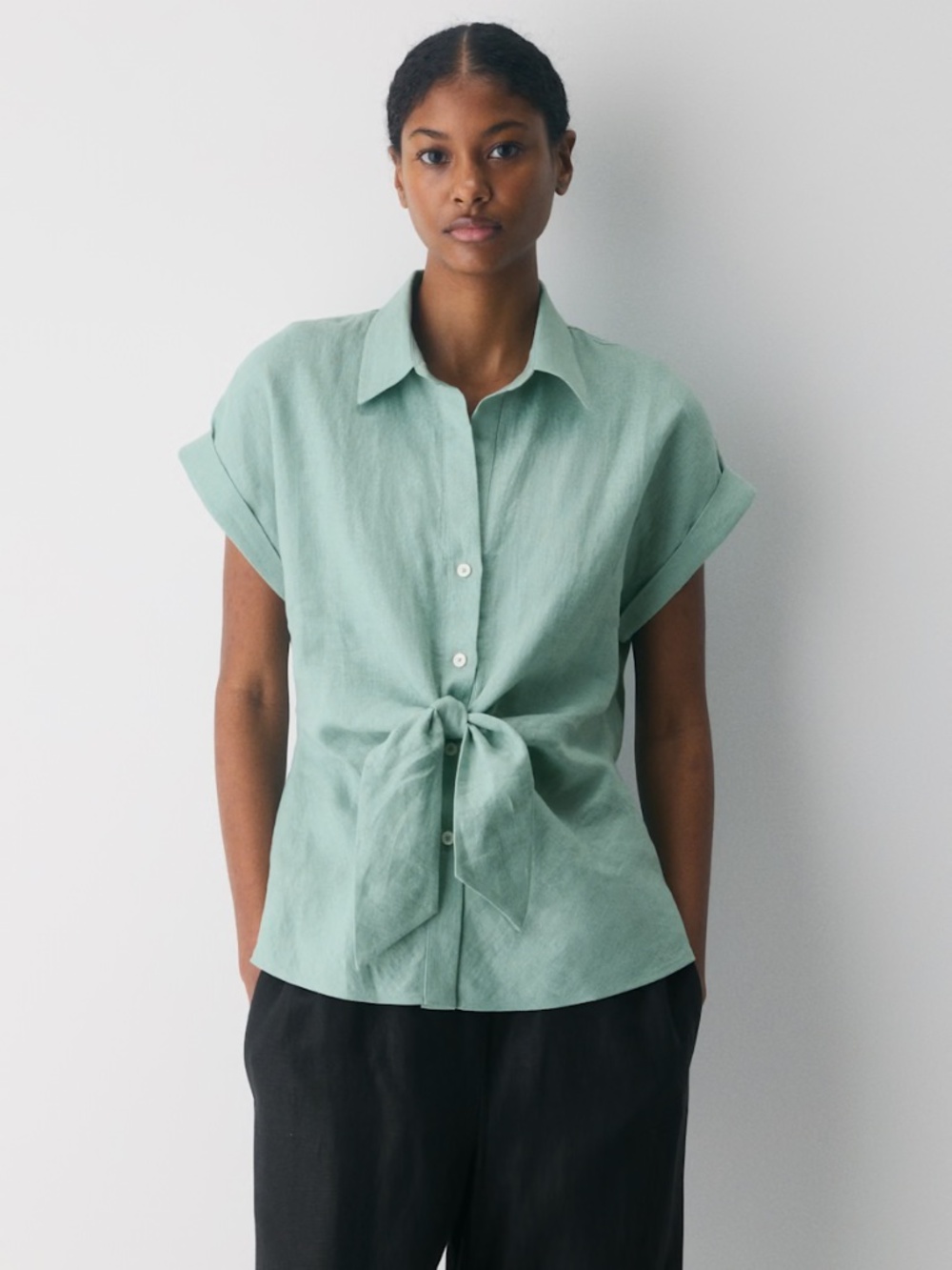 NWT Aritzia Little Moon Windrose Linen Top Goddess Sage Size Medium